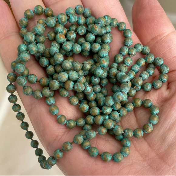 Patina brass bead necklace - Picture 5 of 6